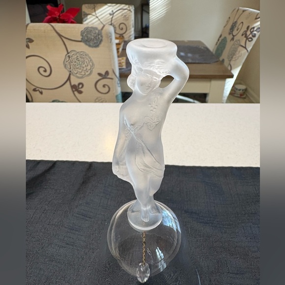 Vintage Bayel Bacchante Frosted Figural Crystall Bell - Picture 3 of 6